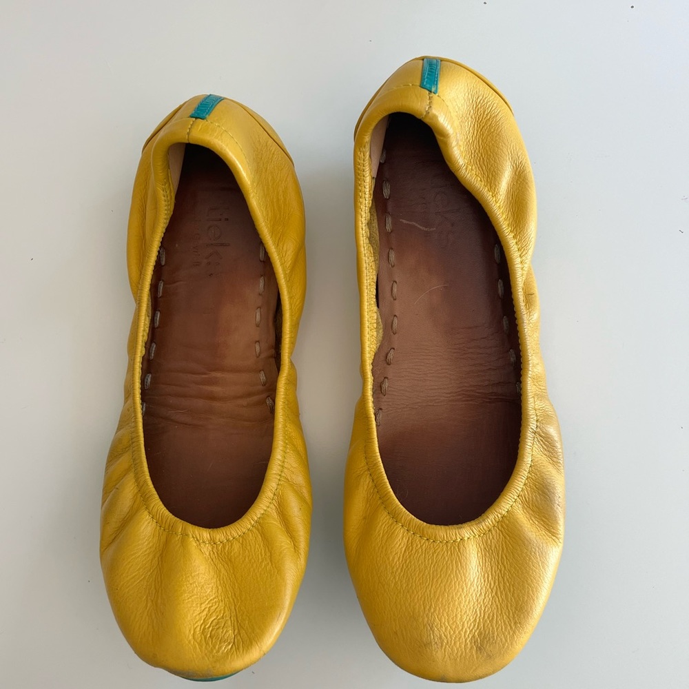 Teaks Flats Mustard Yellow  - Adult size 8